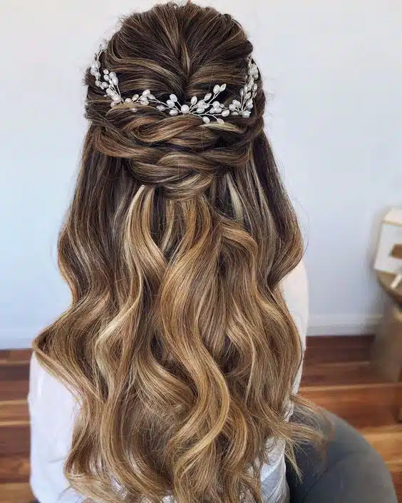 Easy and Simple Hairstyle For Gown - Lifestyle Fun-hautamhiepplus.vn