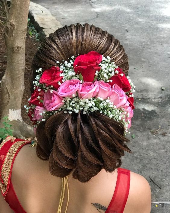 Trendy Floral Bun Hairstyles For Wedding