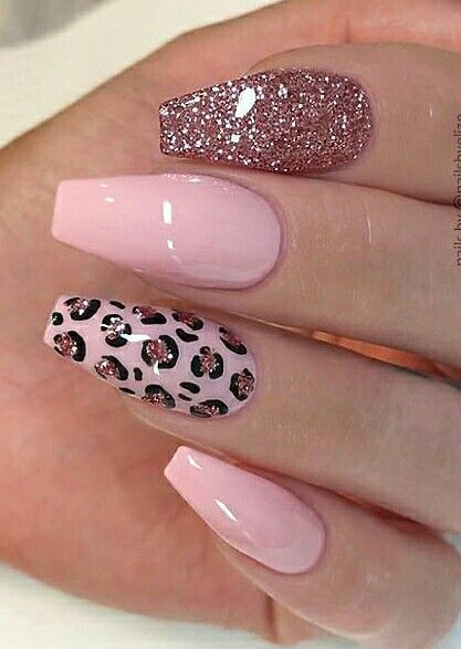 50+ Awesome Glitter Nail Designs 2023