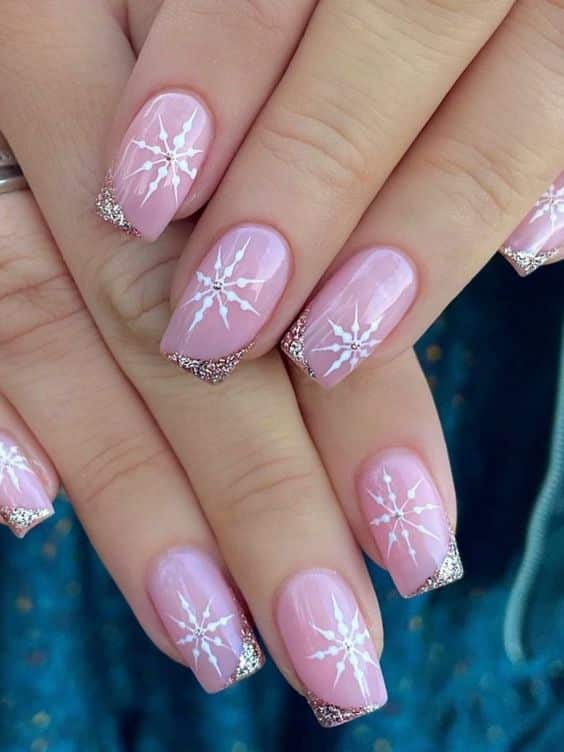 60+ Trendy Snowflake Nail Designs To Feel Cool Cool