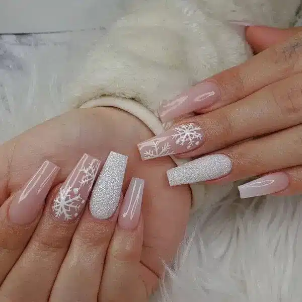 60+ Trendy Snowflake Nail Designs To Feel Cool Cool