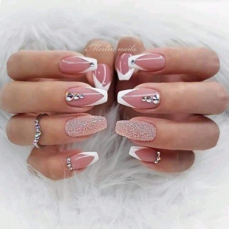 60+ Trendy Snowflake Nail Designs To Feel Cool Cool