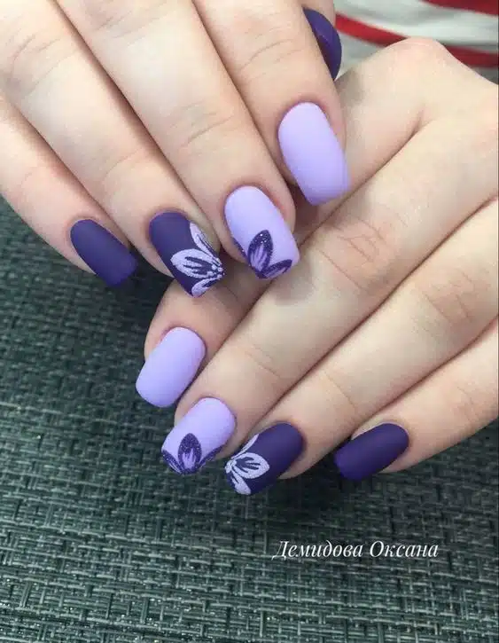 Try These Stunning Simple Short Nail Designs 2023