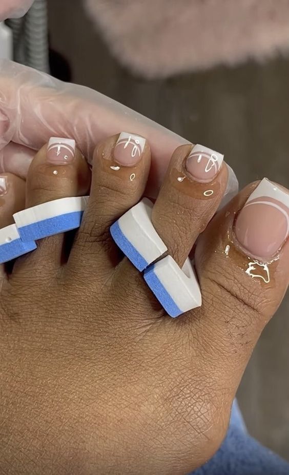 20+ Trendy French Toe Nail Designs 2023