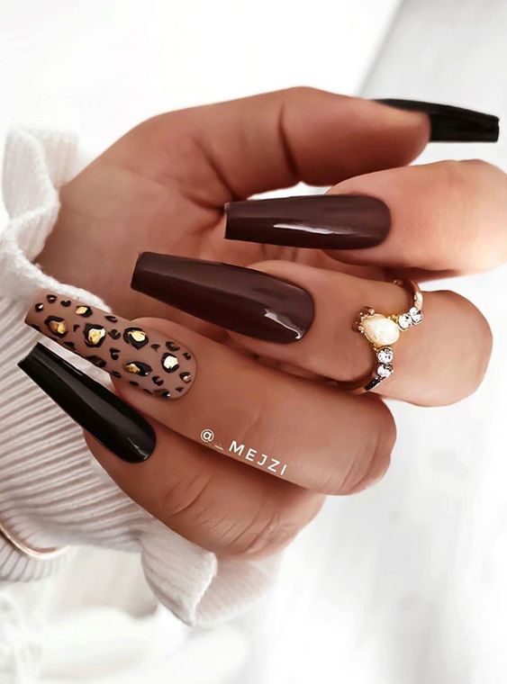 25+ Latest Brown Nail Designs For Spring