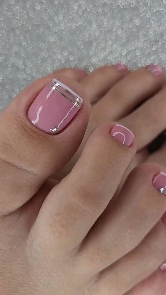 20+ Trendy French Toe Nail Designs 2023