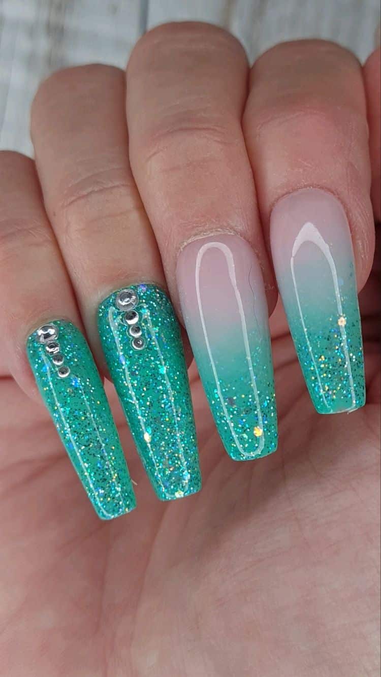 50+ Awesome Glitter Nail Designs 2023