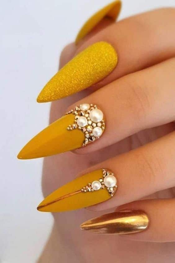 66+ Fabulous Yellow Nails Design 2023