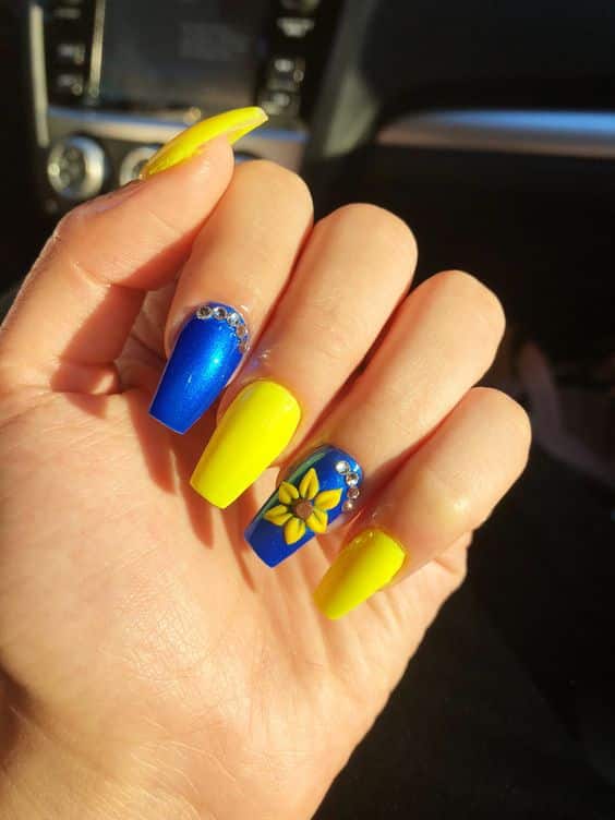 66+ Fabulous Yellow Nails Design 2023