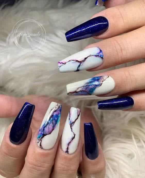 50+ Outstanding Navy Blue Nail Designs 2023