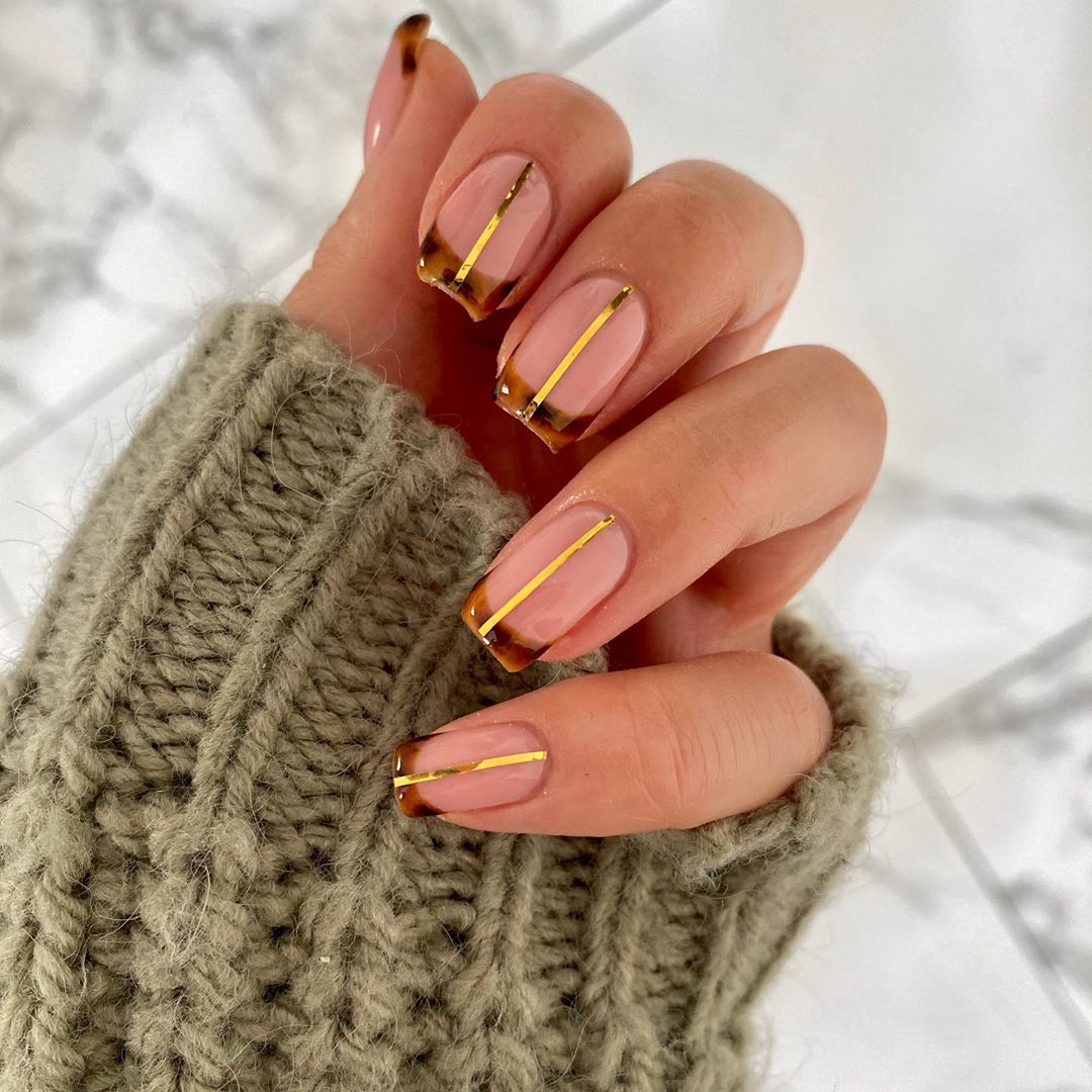 24+ Simple Acrylic Nail Designs 2023 For Every Season