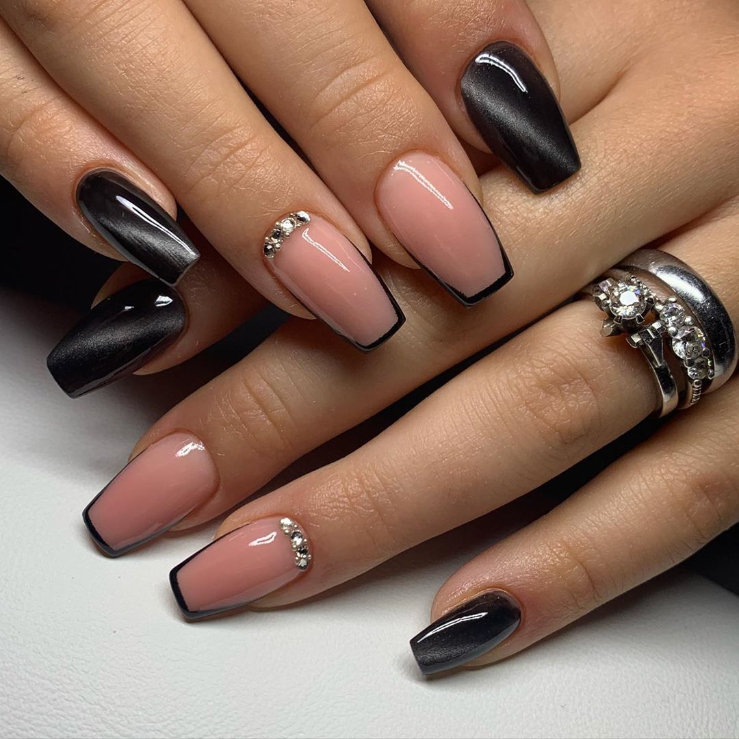 24+ Simple Acrylic Nail Designs 2023 For Every Season