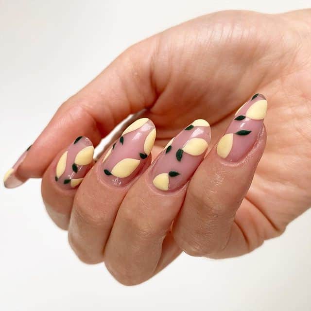 60+ Vacation Nail Designs To Give You Inspiration