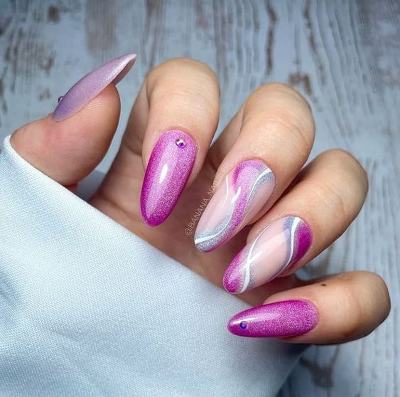 28+ Trendy Swirl Nail Designs To Try Out This Summer