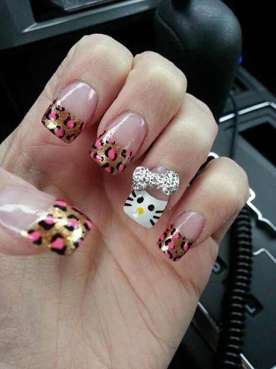 40+ Superb Hello Kitty Nail Design 2023