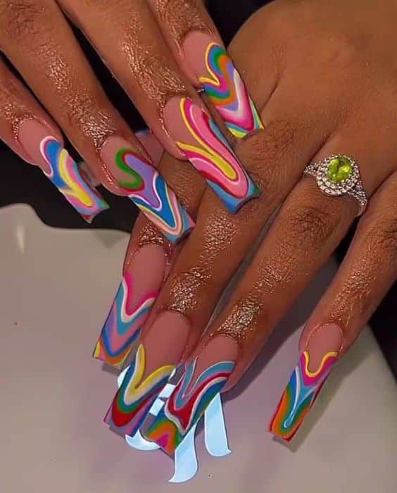 28+ Trendy Swirl Nail Designs To Try Out This Summer