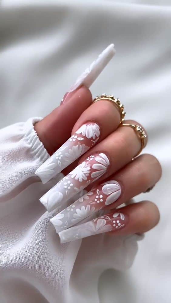 60+ Stylish White Nail Designs 2023