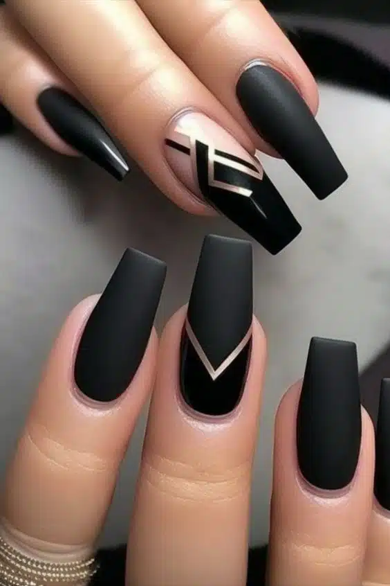 48+ Stunning Black Ombre Nail Designs 2023