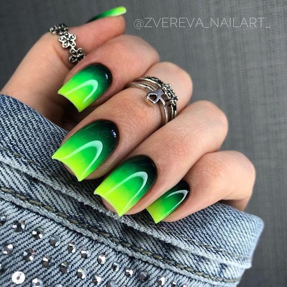 39+ Gorgeous Green Nail Designs 2023