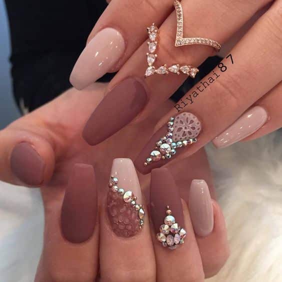24+ Diamond Nail Designs For Glamorous Manicure