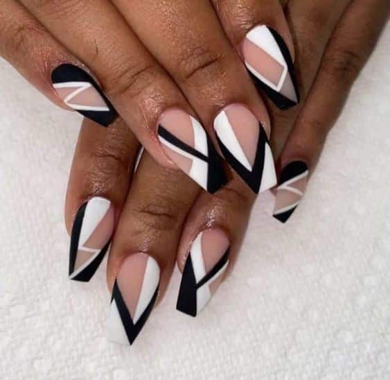 60+ Outstanding Black And White Nail Designs 2023