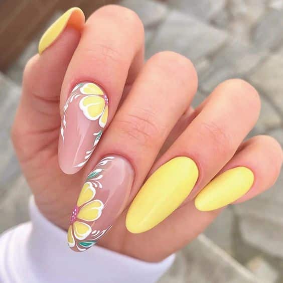 66+ Fabulous Yellow Nails Design 2023