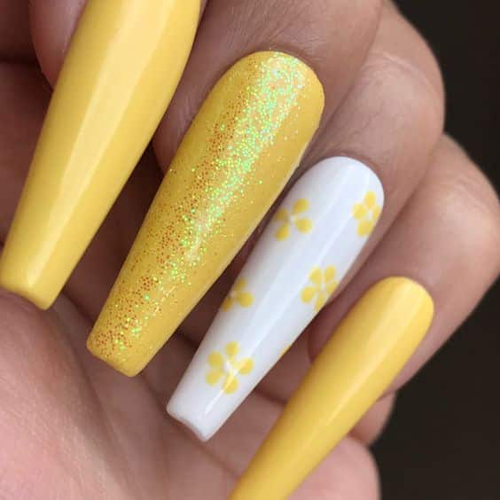 66+ Fabulous Yellow Nails Design 2023