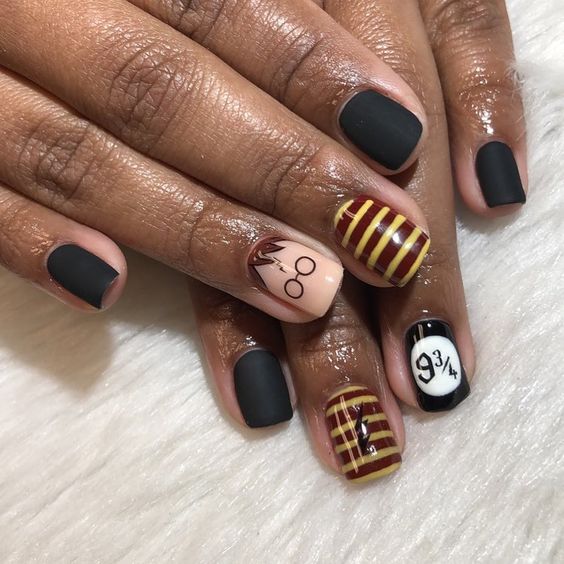 50+ Magical Harry Potter Nail Designs 2023