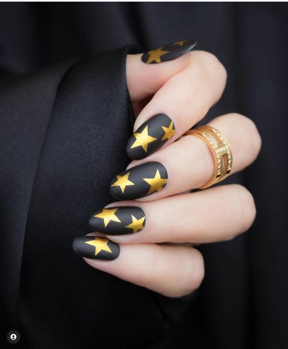 33+ Magical Star Nail Designs 2023
