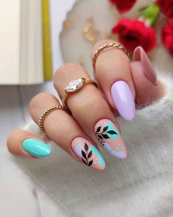 30+ Easiest Basic Nail Designs 2023