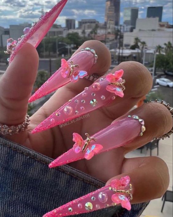 39+ Gorgeous Pink Nails With Butterflies 2023