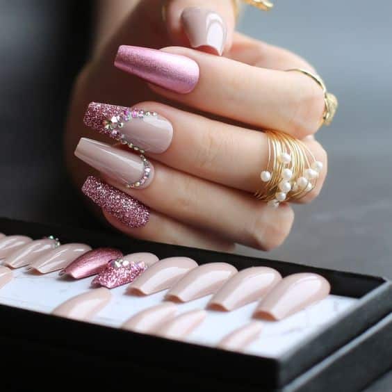 24+ Diamond Nail Designs For Glamorous Manicure
