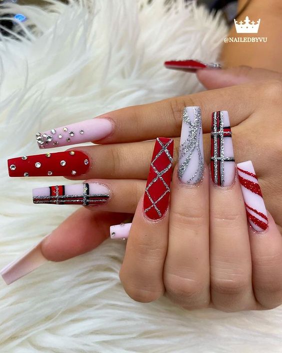 66+ Awesome Christmas Nail Designs You Must Try In 2023