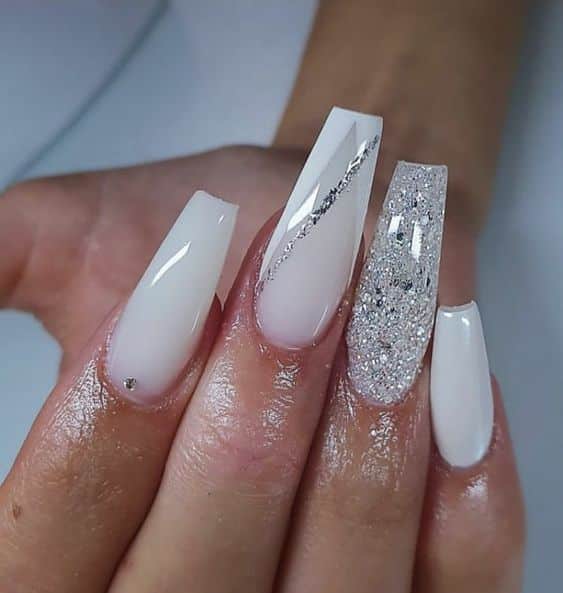 60+ Stylish White Nail Designs 2023