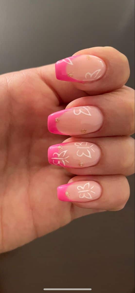 39+ Gorgeous Pink Nails With Butterflies 2023