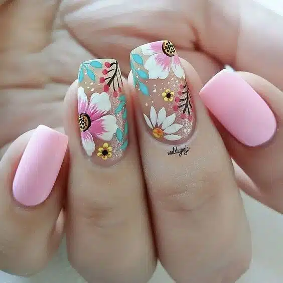 50+ Trendy Flower Nail Designs That Changes Your Look