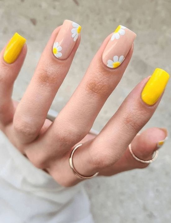 66+ Fabulous Yellow Nails Design 2023