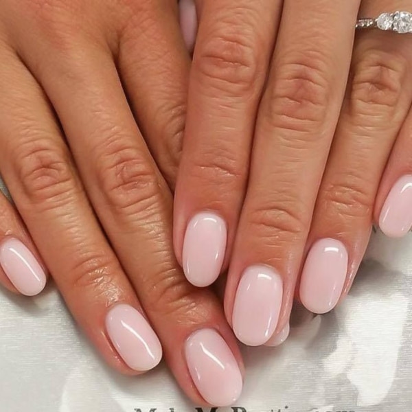 30+ Cute Oval Nail Shape Designs 2023