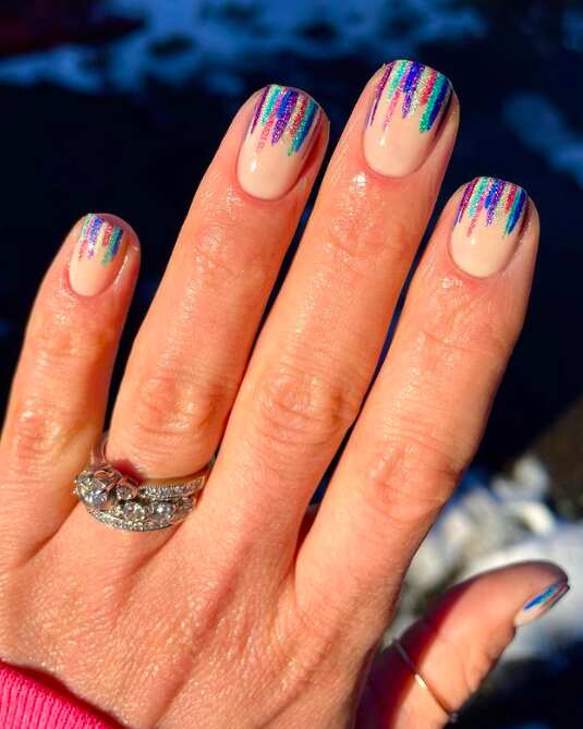 55+ Latest Simple Nail Designs You Can Try