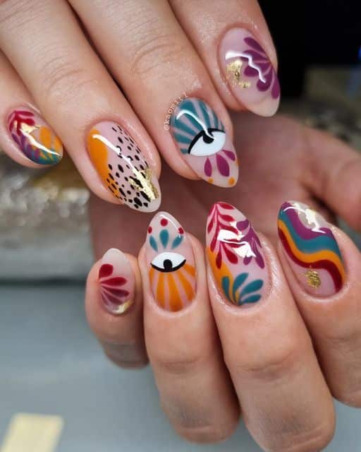 30+ Latest Graduation Nails That Are Best For Your Big Day