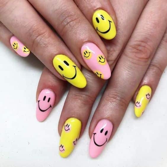 42+ Smiley Face Nail Design 2023