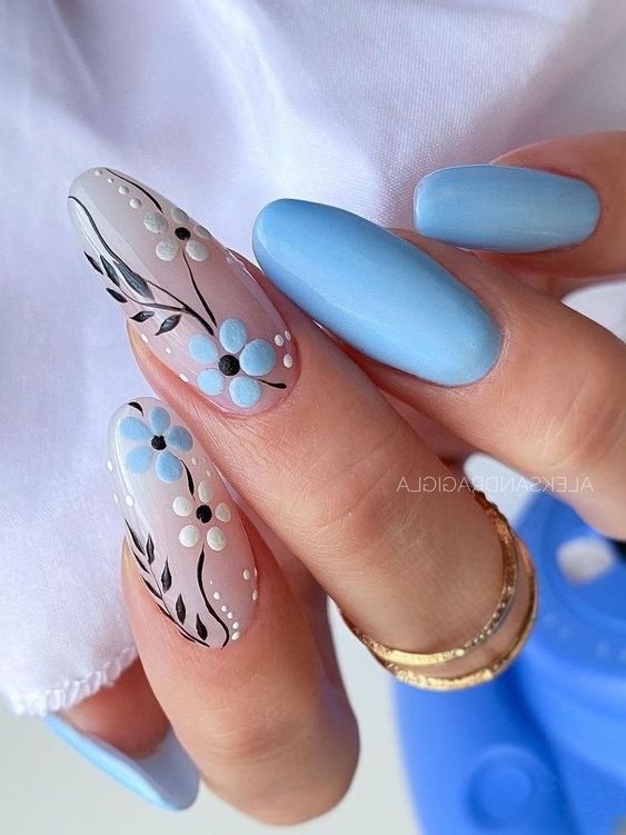 50+ Stunning Blue Nail Designs 2023