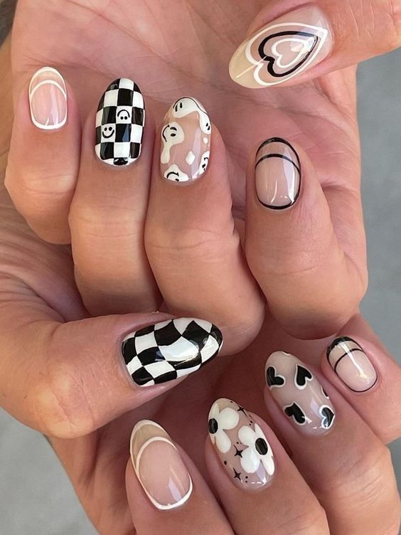 33+ Best Black And White Nail Designs 2023