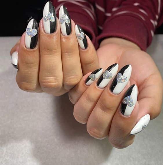 18+ Stunning Silver And Black Nail Designs 2023