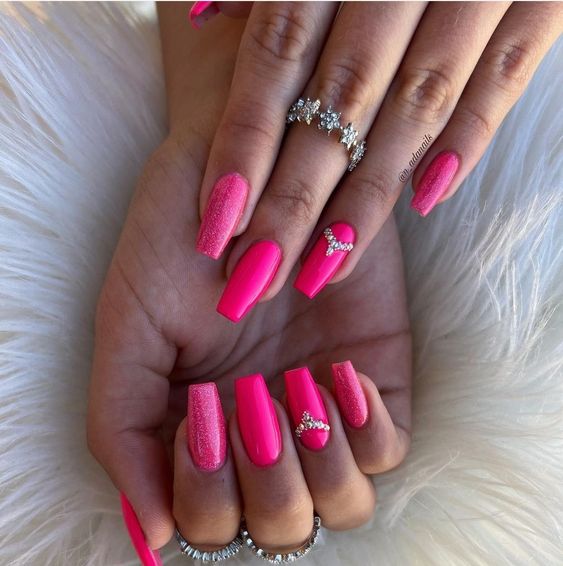 30+ Latest Cute Summer Nail Ideas 2023