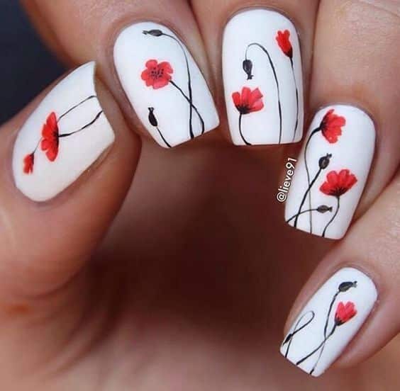 21+ Trendy White Nails With Design 2023