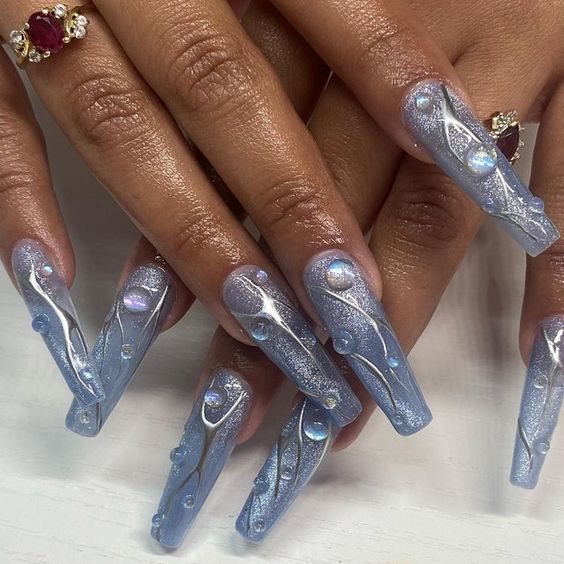 33+ Stunning Silver Nail Designs To Try In 2023