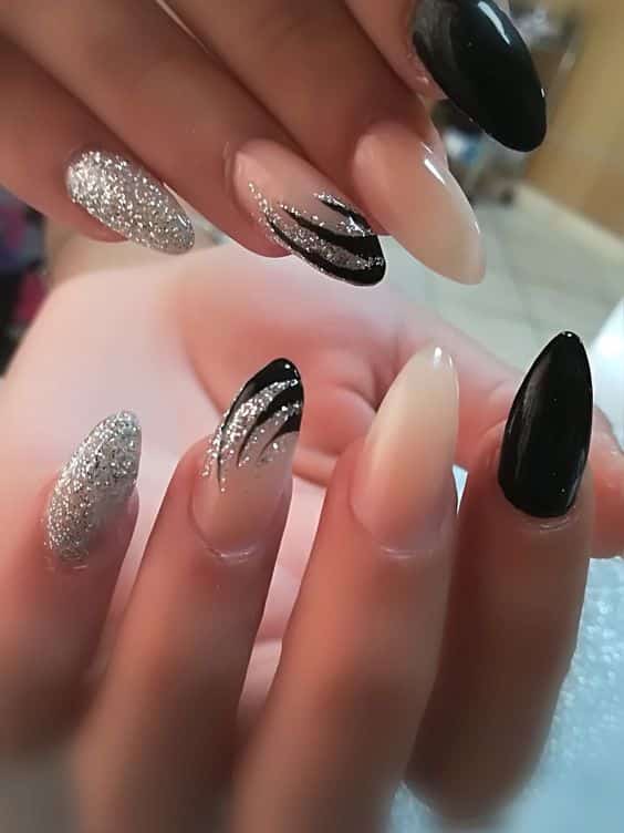 33+ Stunning Silver Nail Designs To Try In 2023
