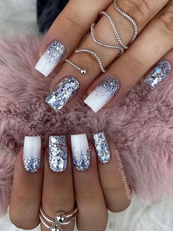 33+ Stunning Silver Nail Designs To Try In 2023