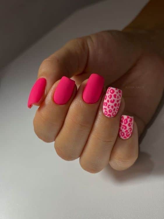 21+ Cute Pink Nail Designs 2023